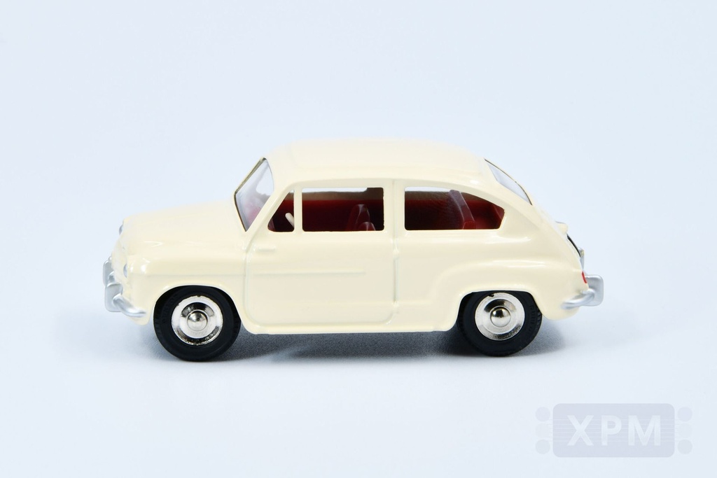 1:43 FIAT 600D - DINKY TOYS - No. 520