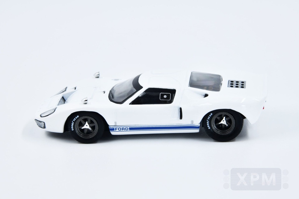 1:43 FORD GT40 - 1966