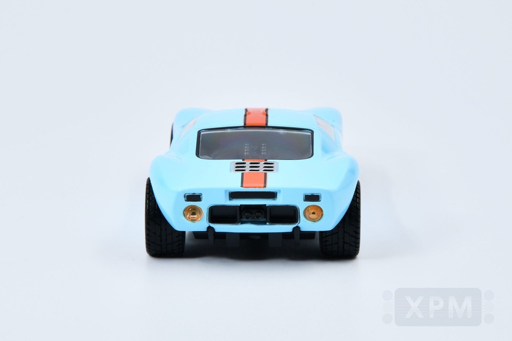 1:43 FORD GT40 - DIE ANOTHER DAY - JAMES BOND 007 - 1968