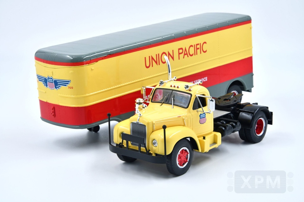 1:43 MACK B61 UNION PACIFIC - 1955