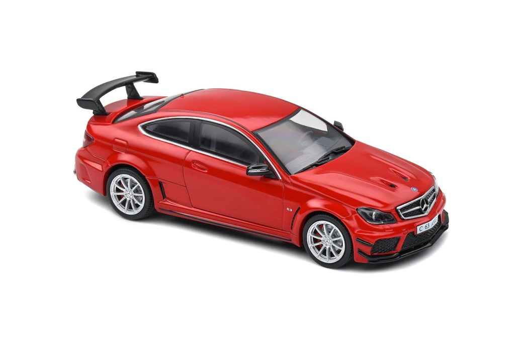 1:43 MERCEDES BENZ C63 AMG BLACK SERIES – 2012