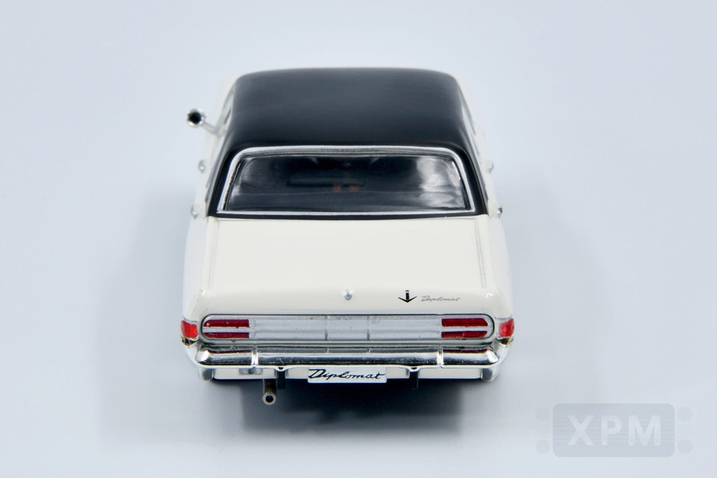 1:43 OPEL DIPLOMAT V8 LIMOUSINE 1964-1967