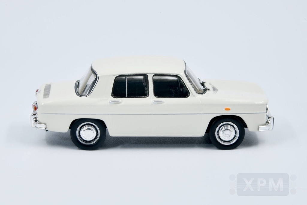1:43 RENAULT 8