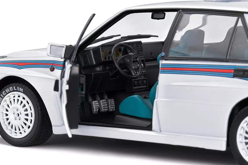 1:18 LANCIA DELTA HF INTEGRALE EVO 1 MARTINI 6 - 1992