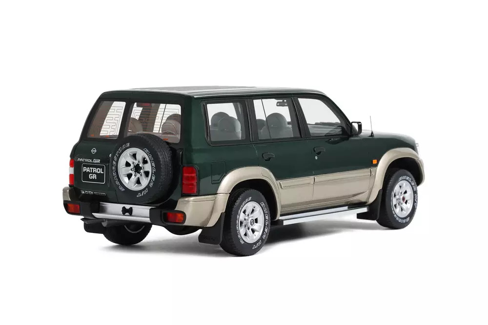 1:18 NISSAN PATROL GR Y61 - 1998 EDICIÓN LIMITADA NUMERADA