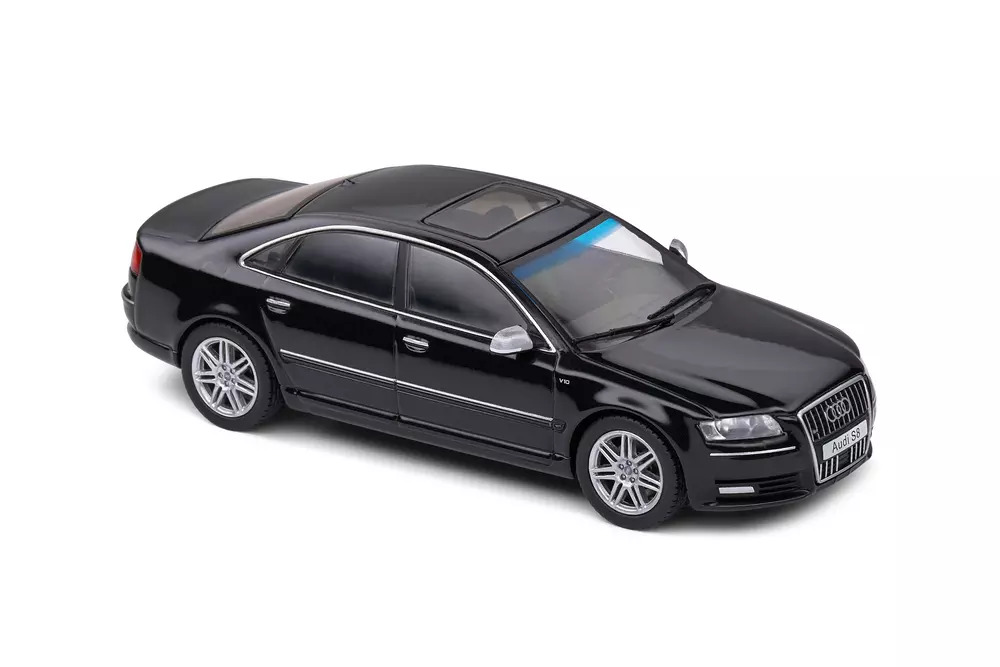 1:43 AUDI S8 (D3) – 2010