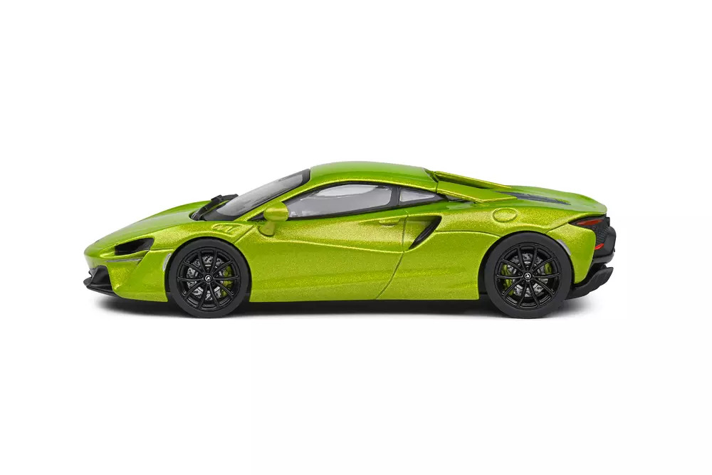 1:43 MCLAREN ARTURA – 2021