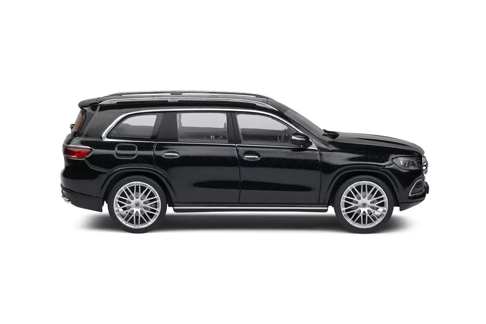 1:43 MERCEDES BENZ GLS CON LLANTAS AMG – 2020