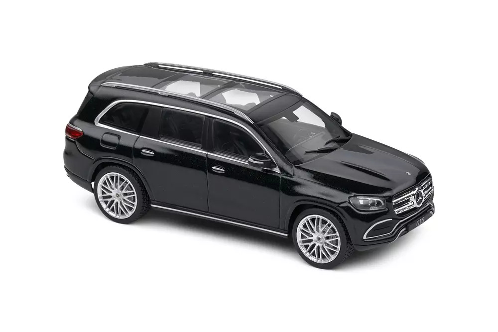 1:43 MERCEDES BENZ GLS CON LLANTAS AMG – 2020