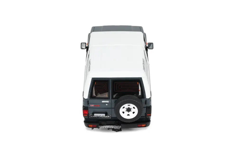 1:18 TOYOTA LAND CRUISER LJ73 - 1987- EDICIÓN LIMITADA NUMERADA