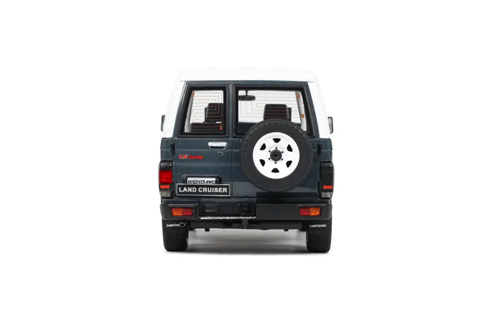 1:18 TOYOTA LAND CRUISER LJ73 - 1987- EDICIÓN LIMITADA NUMERADA
