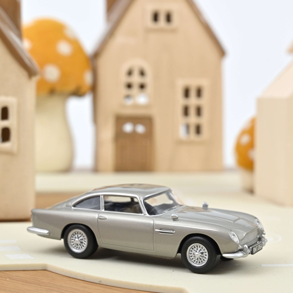 ASTON MARTIN DB5 - 1963