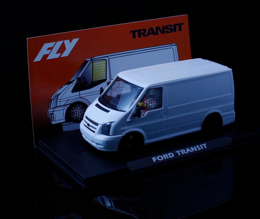 1:32 KIT FORD TRANSIT  FLY SLOT