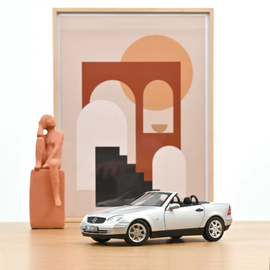 1:18 MERCEDES-BENZ SLK - 1996 