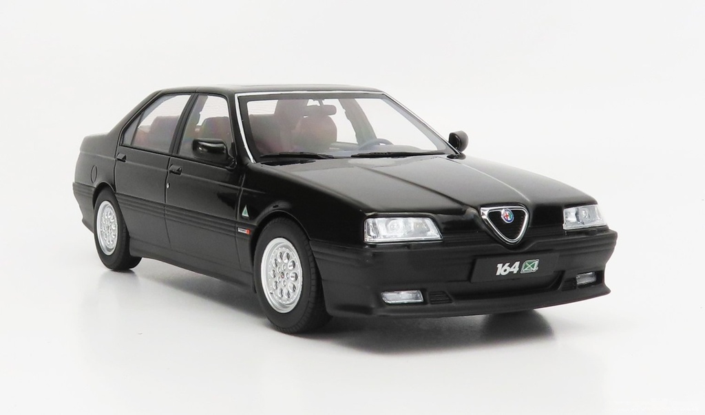 1:18 ALFA ROMEO 164 Q4 - 1994