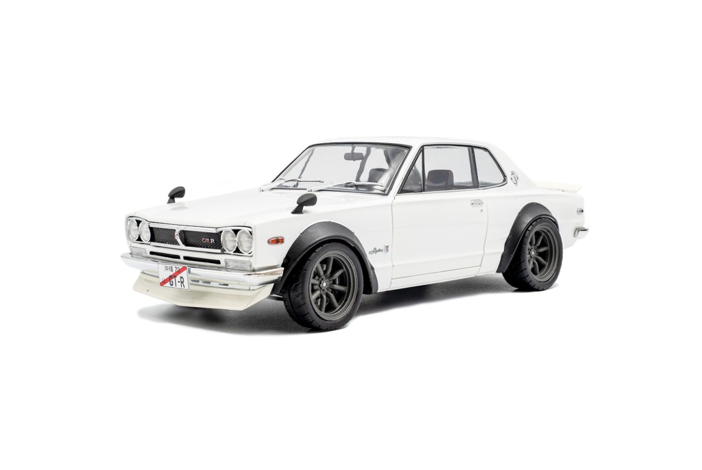 1:18 NISSAN SKYLINE (C10) "HAKOSUKA" SOLIDO WORKS - 1970