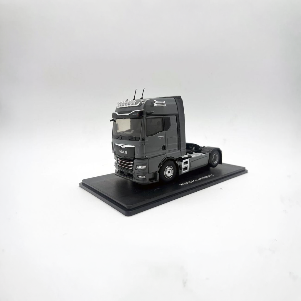 1:43 MAN TGX 18.640 INDIVIDUAL S - 2020 Eligor