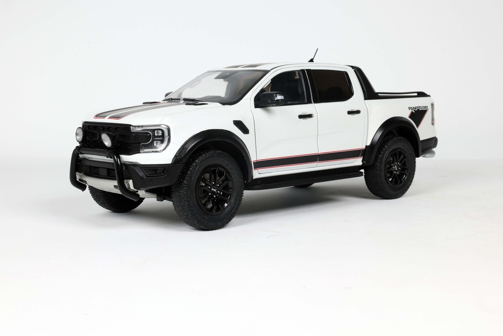 1:18 FORD RANGER RAPTOR ICE WHITE 2024