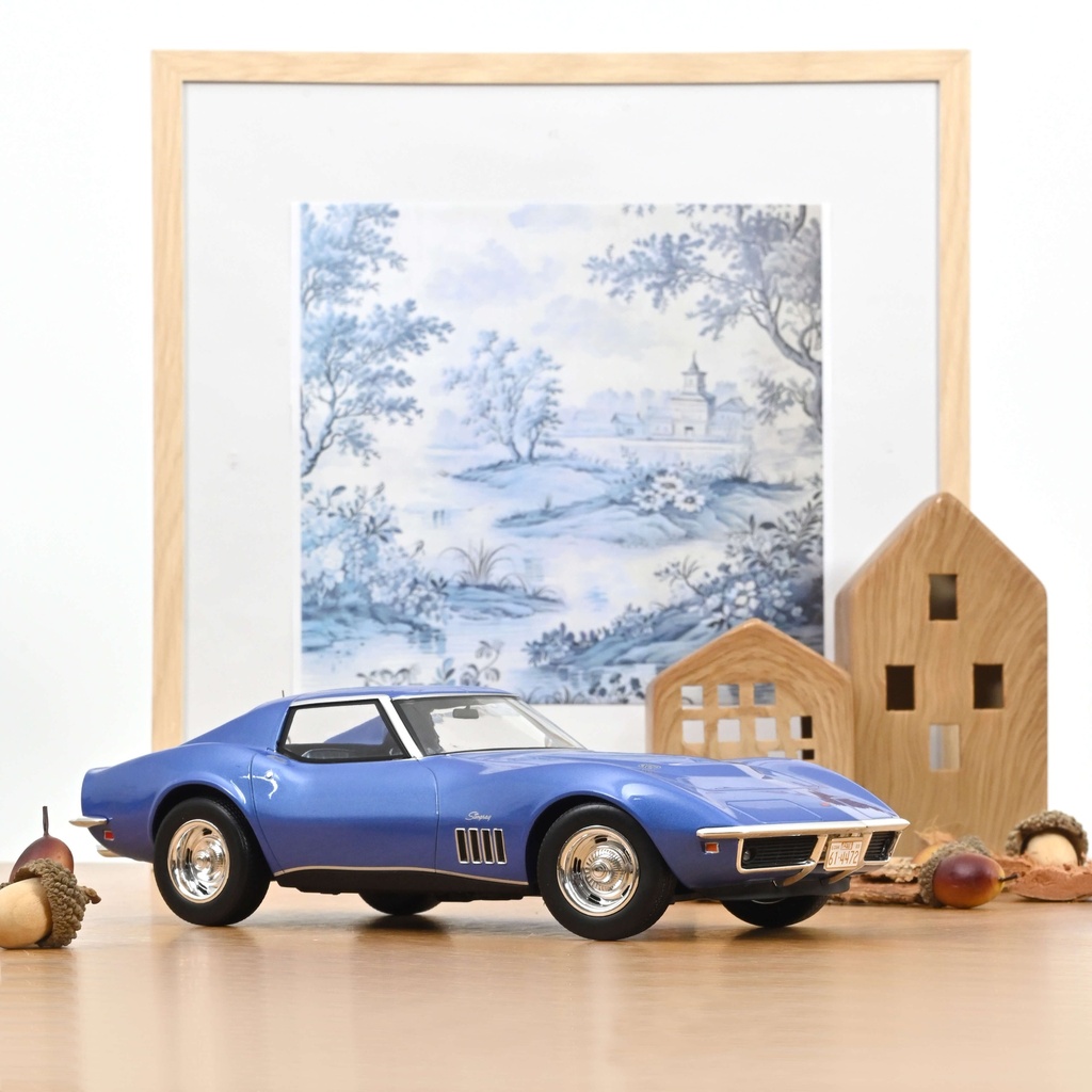 1:18 CHEVROLET CORVETTE C3 - 1968