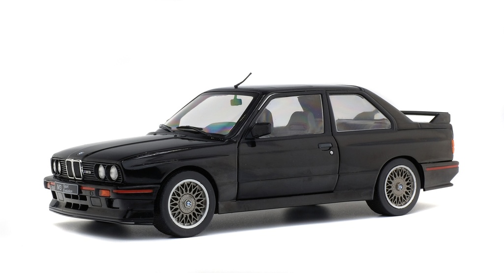 1:18 BMW E30 M3 SPORT EVO BLACK - 1990