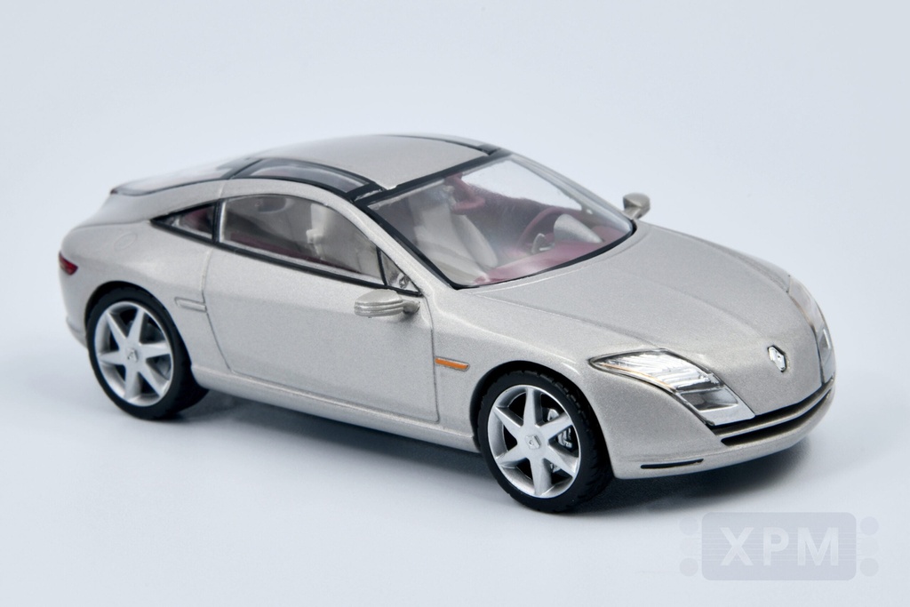 1:43 RENAULT FLUENCE - 2004
