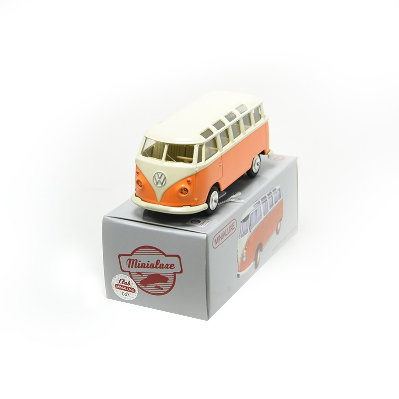 1:43 VOLKSWAGEN COMBI BUS SAMBA CON SWAROVSKI