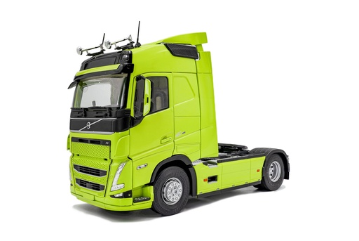 [S2400107] 1:24 VOLVO TRUCKS FH GLOBETROTTER XL - 2023