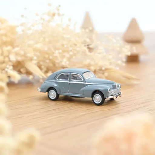 [472375] 1:87 PEUGEOT 203 - 1955