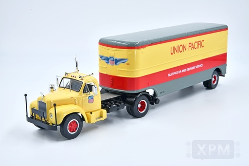 [TTR005] MACK B61 UNION PACIFIC - 1955