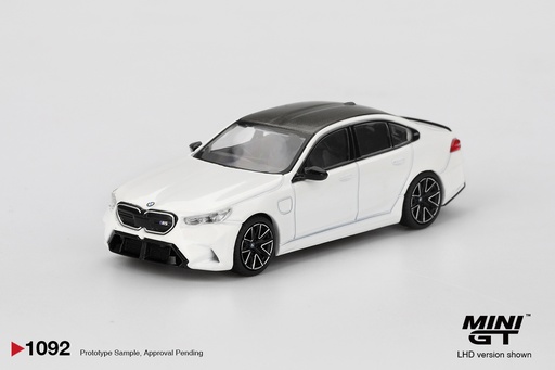 [MGT01092-L] 1:64 BMW M5 (G90) - 2025