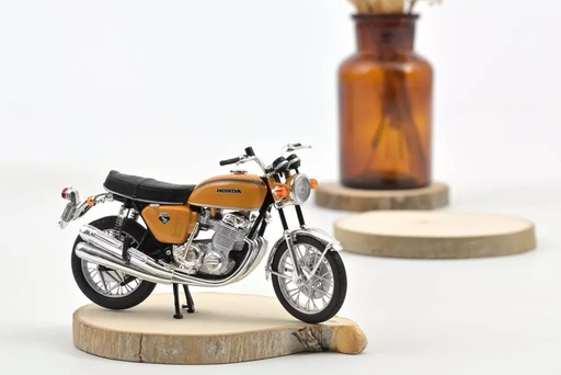 [182025] 1:18 HONDA CB750 - 1969
